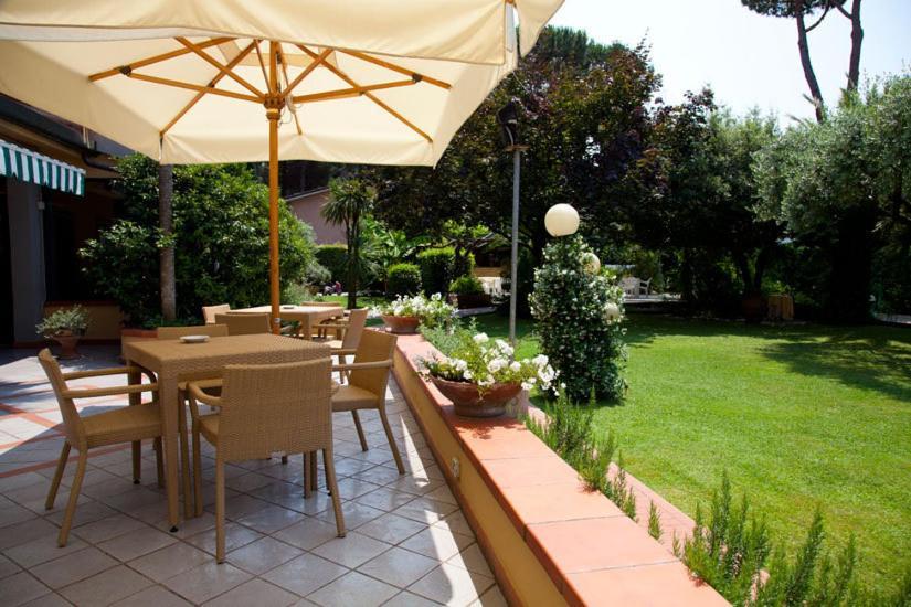 Hotel Gemma Del Mare Marina di Pietrasanta Zewnętrze zdjęcie