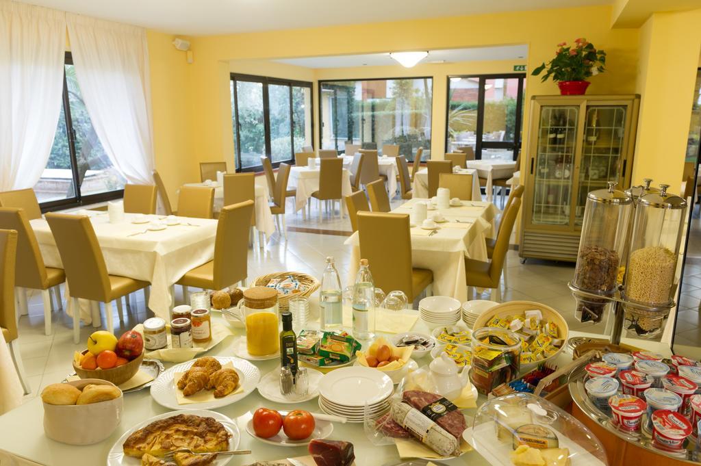 Hotel Gemma Del Mare Marina di Pietrasanta Zewnętrze zdjęcie